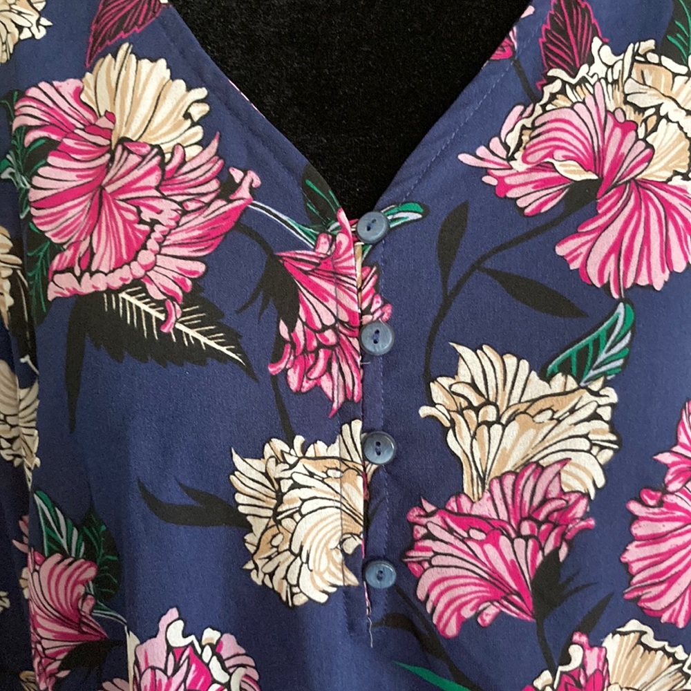 Floral V-Neck Blouse in Blue and Pink - Picture 2 of 4